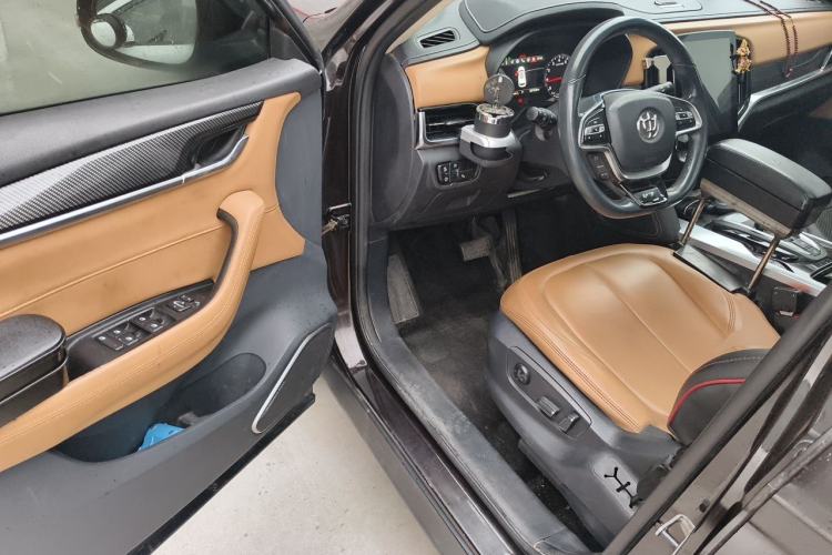 Used Brilliance V7 2018 280T DCT Prestige 5-Seater Driver Seat