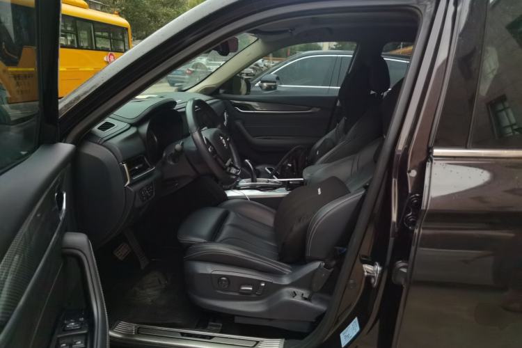 Used Brilliance V7 2018 280T DCT Flagship 5-Seater Left Front Seat