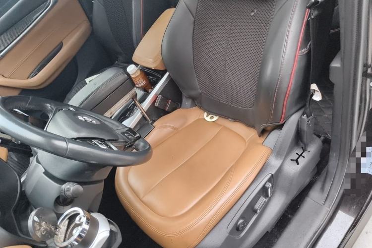 Used Brilliance V7 2018 280T DCT Prestige 5-Seater Left Front Seat