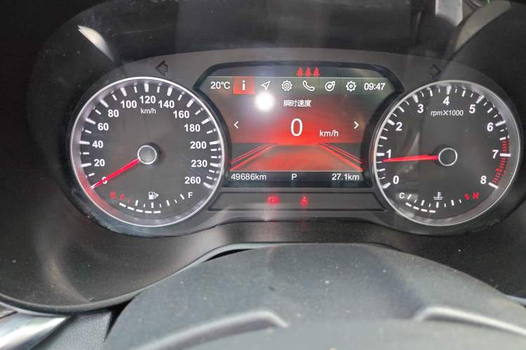 Used Brilliance V7 2018 280T DCT Luxury Model 5 Seats Odometer Close Up