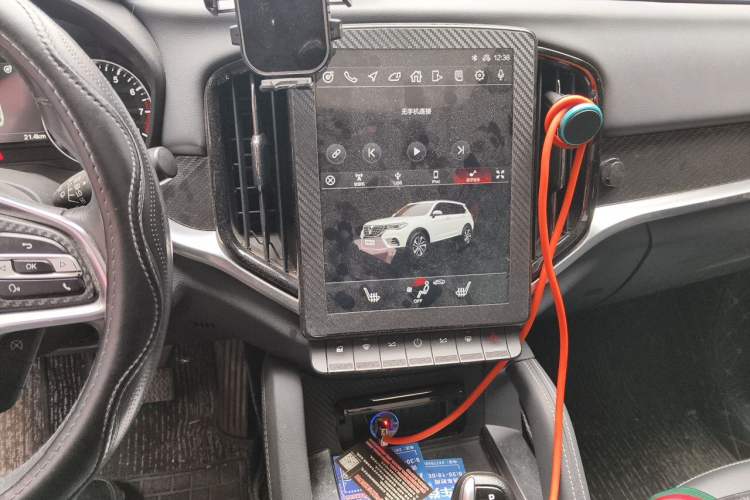 Used Brilliance V7 2018 280T DCT Flagship 5-Seater Audio And AC Panel
