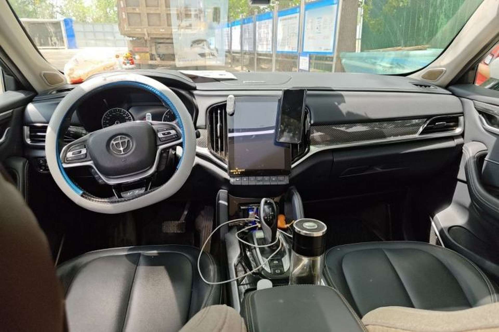 Used Brilliance V7 2018 280T DCT Prestige 7-Seater Center Console