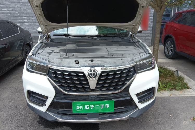 Used Brilliance V7 2018 280T DCT Prestige 7-Seater Engine Bay
