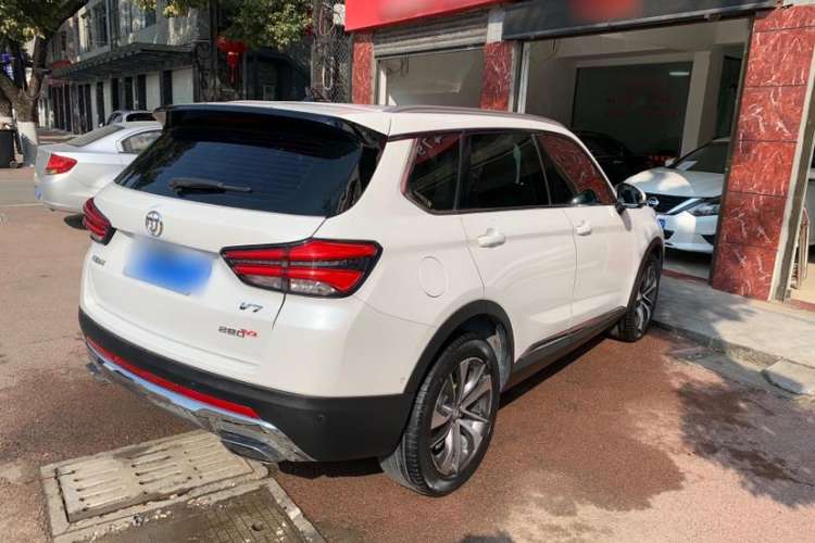 Used Brilliance V7 2018 280T DCT Flagship 5-Seater Exterior 2