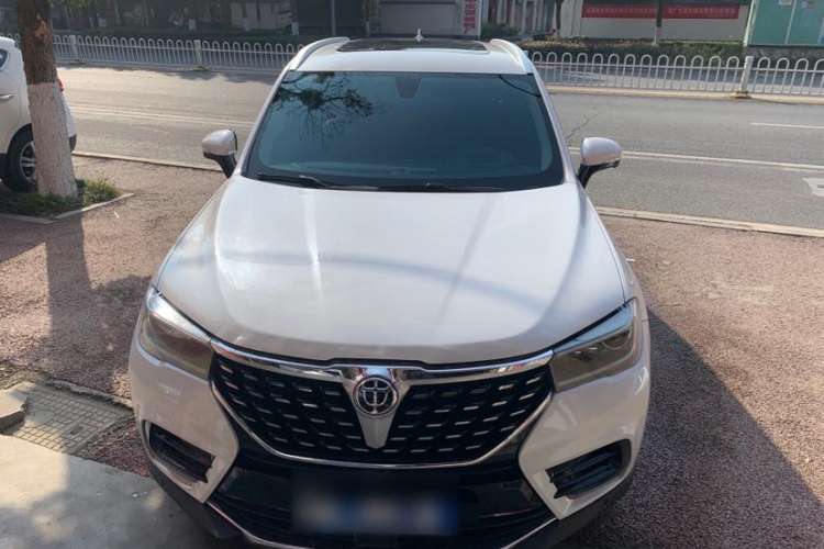 Used Brilliance V7 2018 280T DCT Flagship 5-Seater Exterior 5