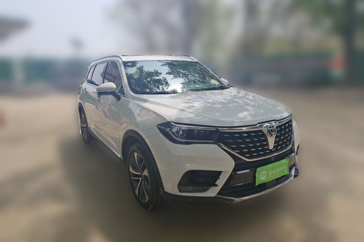 Used Brilliance V7 2018 280T DCT Prestige 7-Seater Front Right 45 Deg