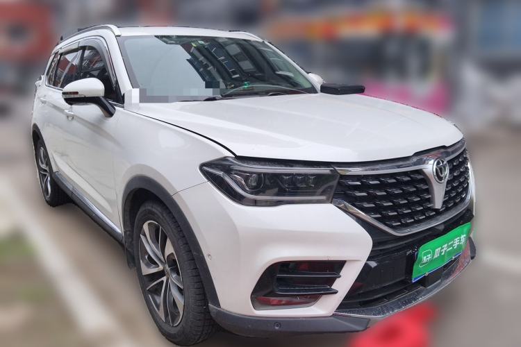 Used Brilliance V7 2018 280T DCT Flagship 5-Seater Front Right 45 Deg