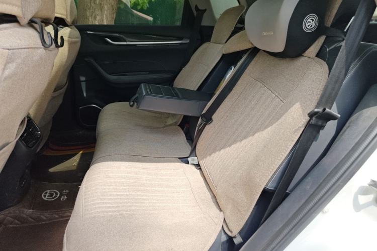Used Brilliance V7 2018 280T DCT Prestige 7-Seater Left Rear Seat