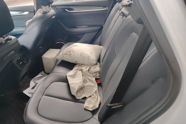 Used Brilliance V7 2018 280T DCT Luxury Model 5 Seats Left Rear Seat