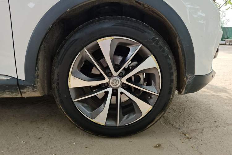Used Brilliance V7 2018 280T DCT Prestige 7-Seater Right Front Wheel Hub