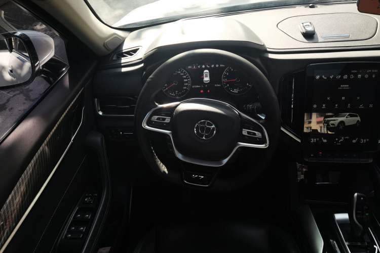 Used Brilliance V7 2018 280T DCT Prestige 5-Seater Steering Wheel