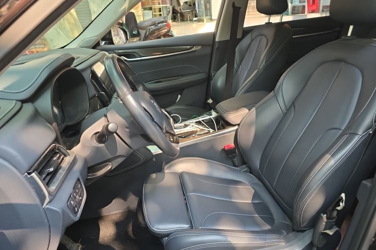 Used Brilliance V7 2019 300T Automatic Flagship Model 5 Seats Left Front Seat