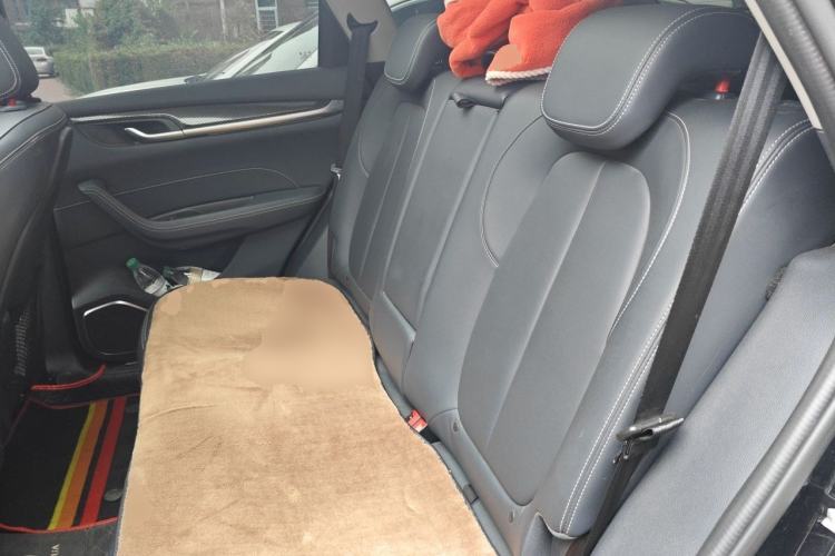 Used Brilliance V7 2019 300T Automatic Luxury 5-Seater Left Rear Seat