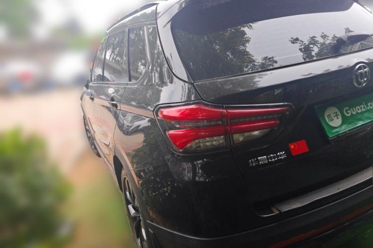 Used Brilliance V7 2019 300T Automatic Luxury 5-Seater Rear Left 45 Deg