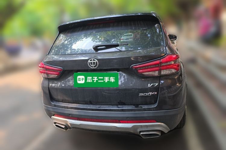 Used Brilliance V7 2019 300T Automatic Flagship Model 5 Seats Rear