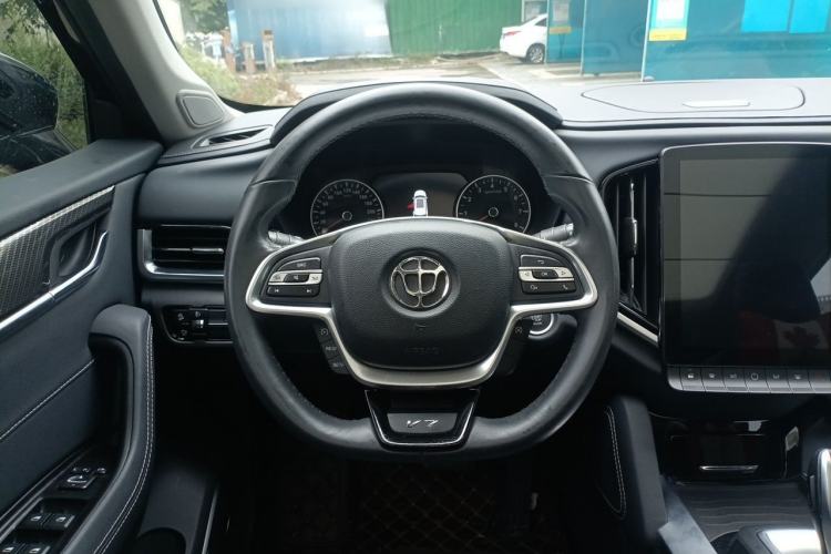 Used Brilliance V7 2019 300T Automatic Luxury 7-Seater Steering Wheel