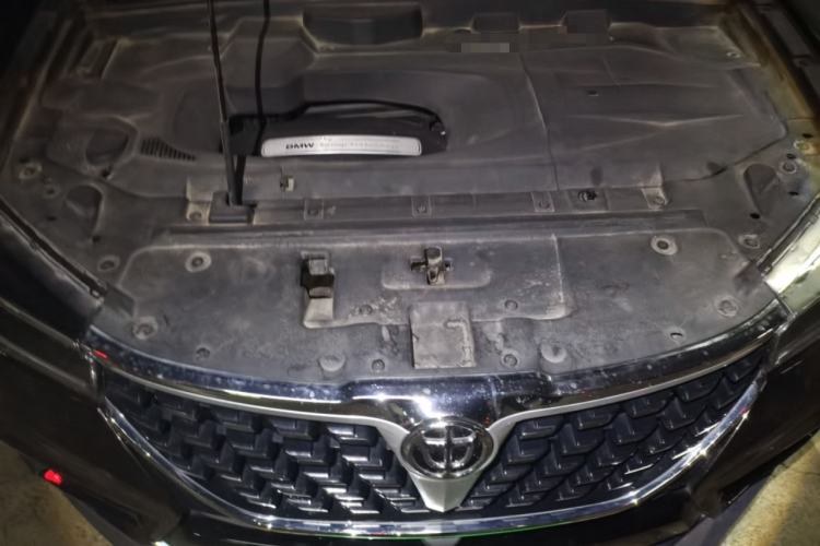 Used Brilliance V7 2019 300T Automatic Flagship Model 5 Seats Engine Bay