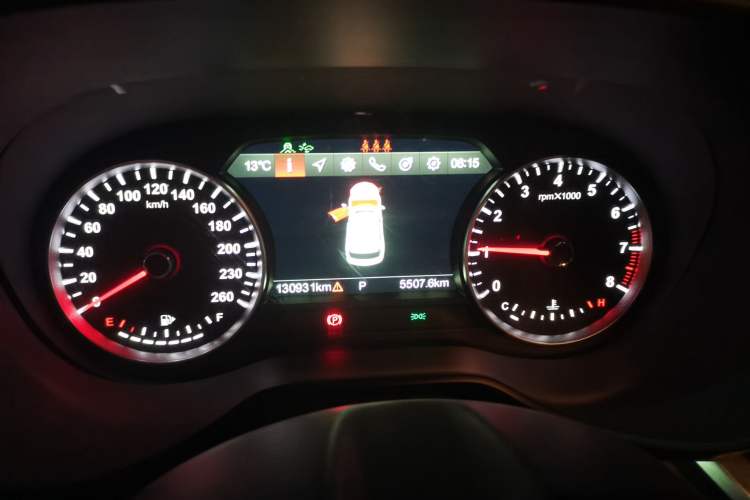 Used Brilliance V7 2019 300T Automatic Flagship Model 5 Seats Instrument Cluster