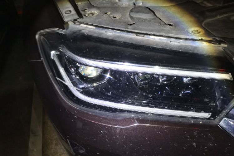 Used Brilliance V7 2019 300T Automatic Flagship Model 5 Seats Right Front Headlight
