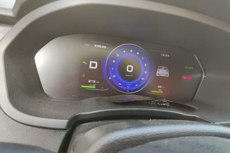 Used Brilliance Xinri i03 2021 318 km 31.45 kWh Instrument Cluster