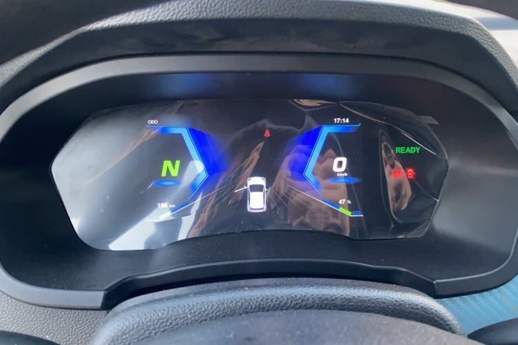 Used Brilliance Xinri i03 2021 410 km 38.54 kWh Instrument Cluster