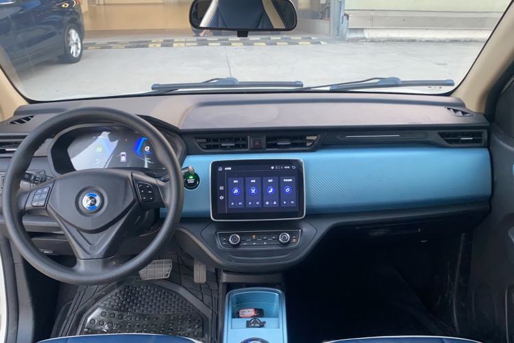 Used Brilliance Xinri i03 2021 410 km 38.54 kWh Interior 3