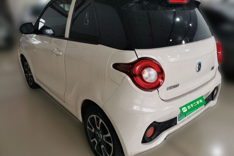 Used Brilliance Xinri i03 2021 318 km 31.45 kWh Rear Left 45 Deg
