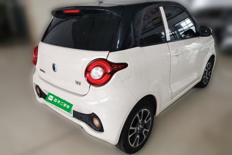 Used Brilliance Xinri i03 2021 318 km 31.45 kWh Rear Right 45 Deg