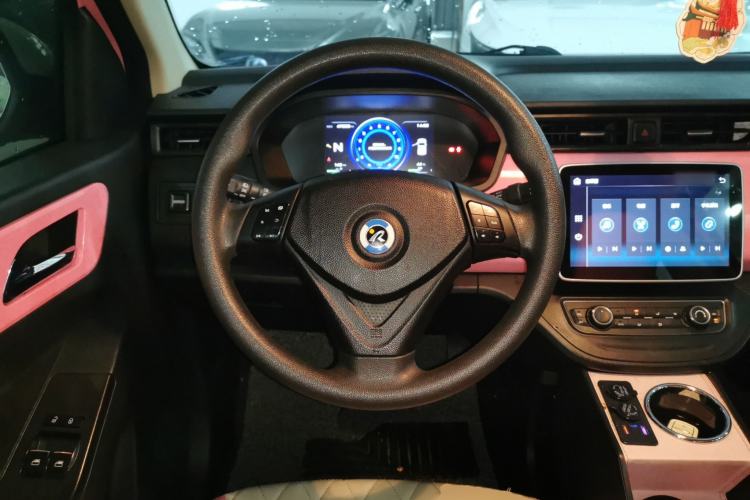 Used Brilliance Xinri i03 2021 318 km 31.45 kWh Steering Wheel