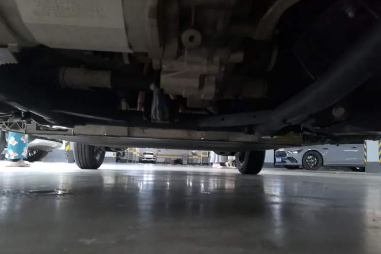 Used Brilliance Xinri i03 2021 318 km 31.45 kWh Chassis Front