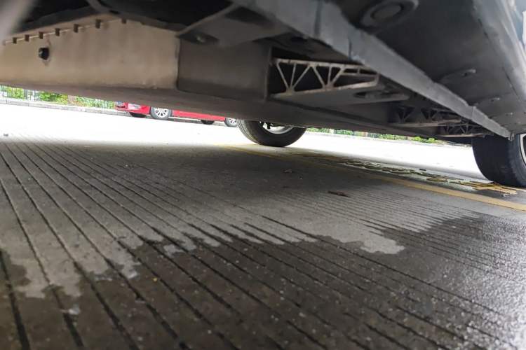 Used Brilliance Xinri i03 2021 318 km 31.45 kWh Chassis Rear Right
