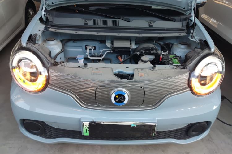Used Brilliance Xinri i03 2021 318 km 31.45 kWh Engine Bay