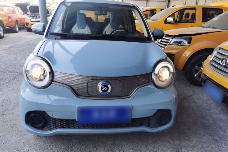 Used Brilliance Xinri i03 2021 318 km 31.45 kWh Exterior 1