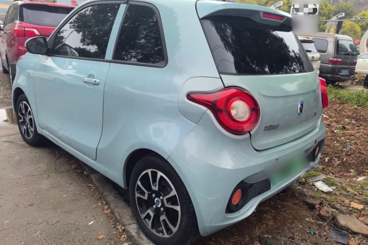 Used Brilliance Xinri i03 2021 410 km 38.54 kWh Exterior 2