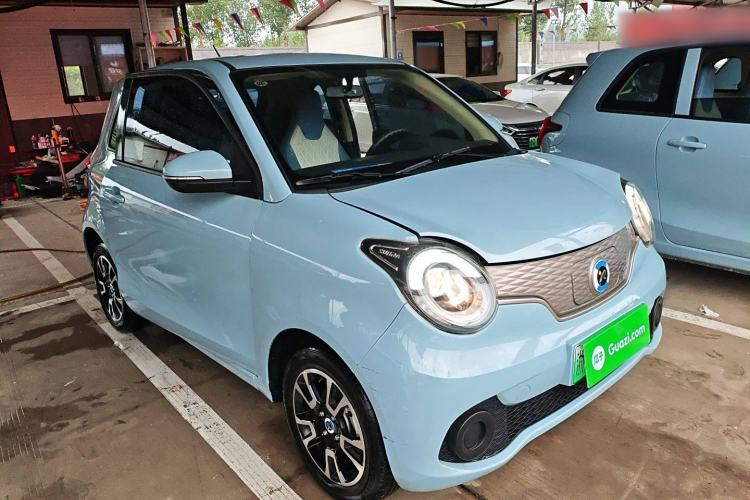 Used Brilliance Xinri i03 2021 318 km 31.45 kWh Exterior 2