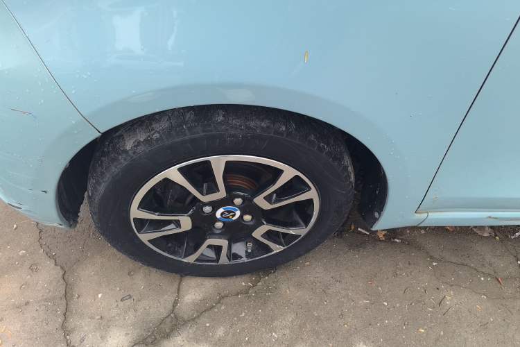 Used Brilliance Xinri i03 2021 410 km 38.54 kWh Exterior 4