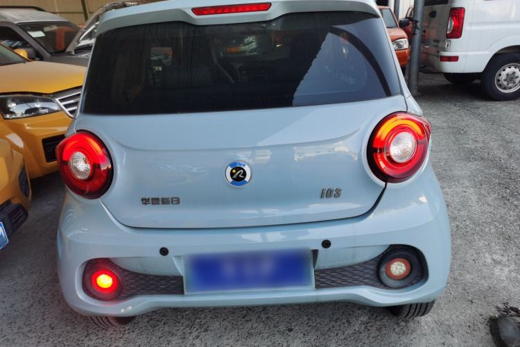 Used Brilliance Xinri i03 2021 318 km 31.45 kWh Exterior 4