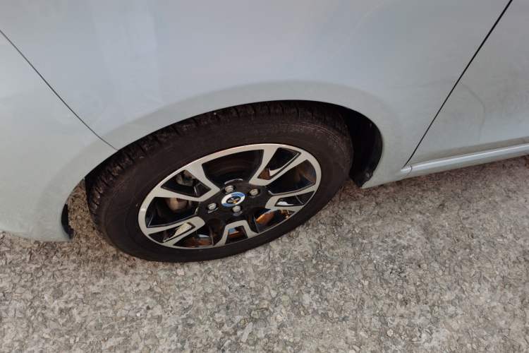 Used Brilliance Xinri i03 2021 318 km 31.45 kWh Exterior 7
