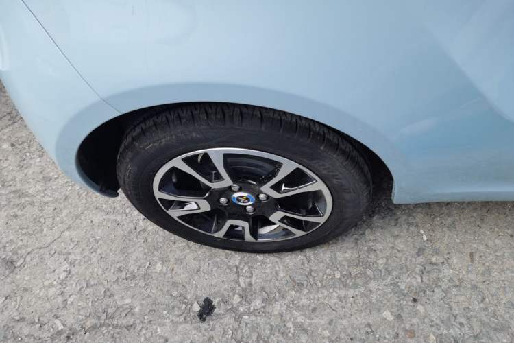 Used Brilliance Xinri i03 2021 318 km 31.45 kWh Exterior 8