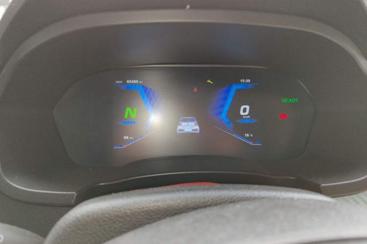 Used Brilliance Xinri i03 2021 410 km 38.54 kWh Instrument Cluster