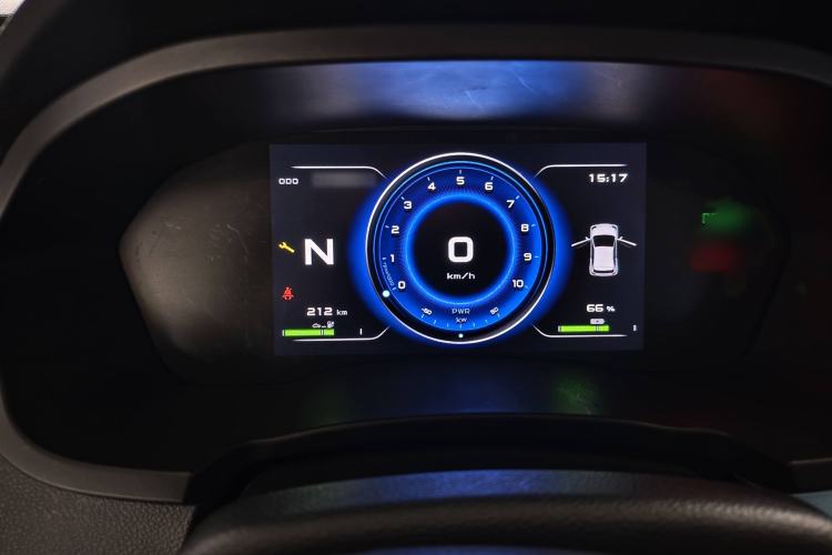 Used Brilliance Xinri i03 2021 318 km 31.45 kWh Instrument Cluster