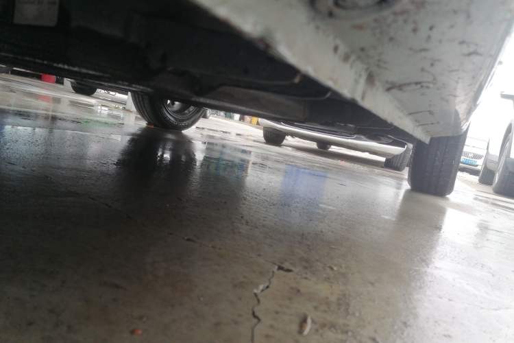 Used Brilliance Xinri i03 2021 410 km 38.54 kWh Left Side Sill
