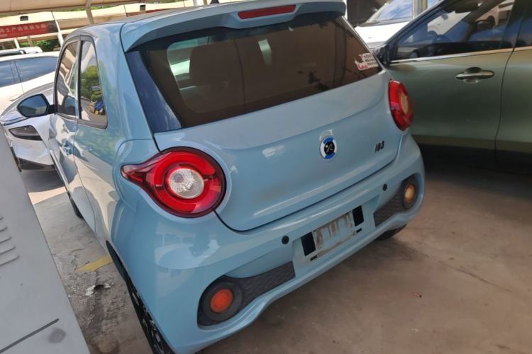 Used Brilliance Xinri i03 2021 318 km 31.45 kWh Rear Left 45 Deg