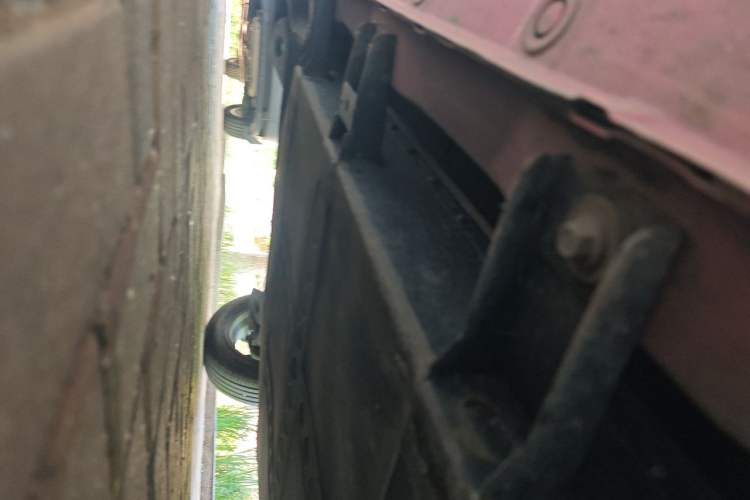 Used Brilliance Xinri i03 2021 410 km 38.54 kWh Chassis Front Right