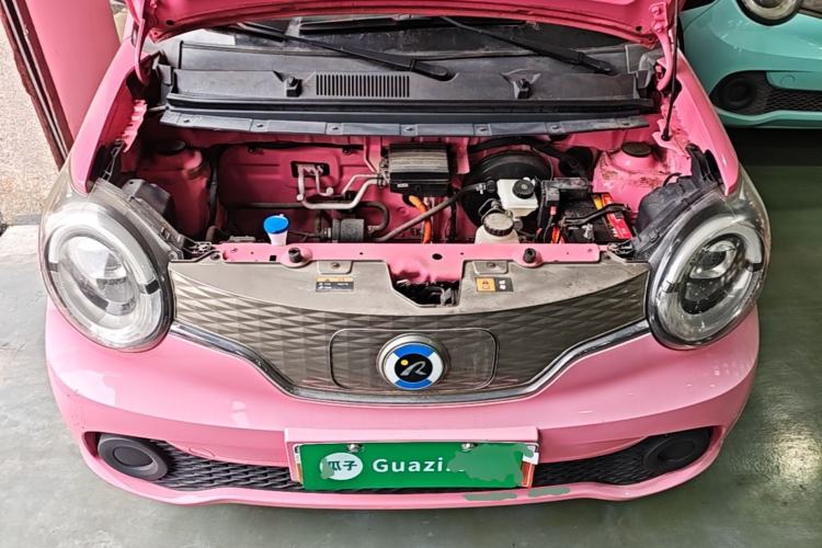 Used Brilliance Xinri i03 2021 318 km 31.45 kWh Engine Bay