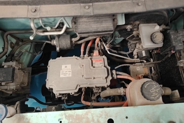 Used Brilliance Xinri i03 2021 318 km 31.45 kWh Engine Bay