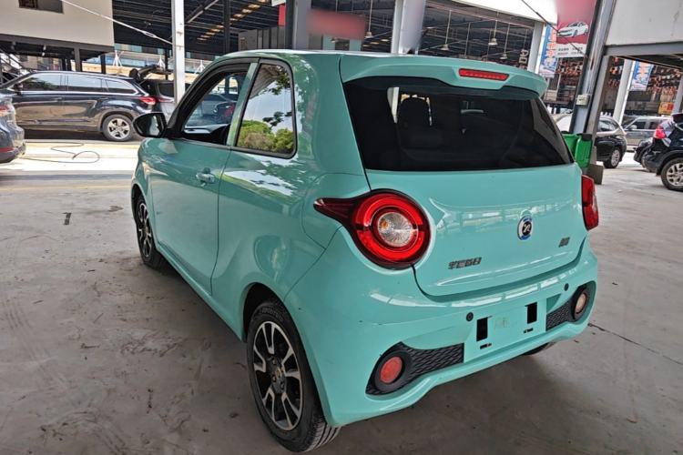 Used Brilliance Xinri i03 2021 318 km 31.45 kWh Exterior 2