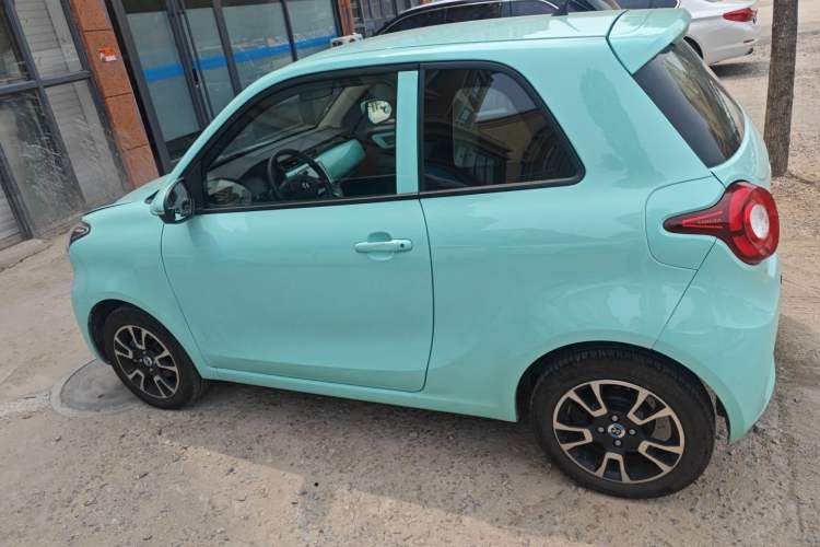 Used Brilliance Xinri i03 2021 318 km 31.45 kWh Exterior 3