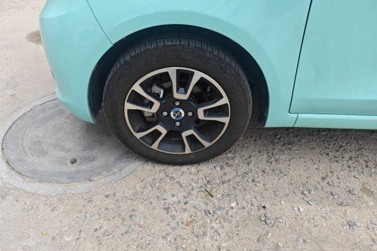 Used Brilliance Xinri i03 2021 318 km 31.45 kWh Exterior 7