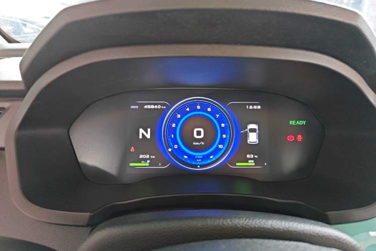Used Brilliance Xinri i03 2021 318 km 31.45 kWh Instrument Cluster